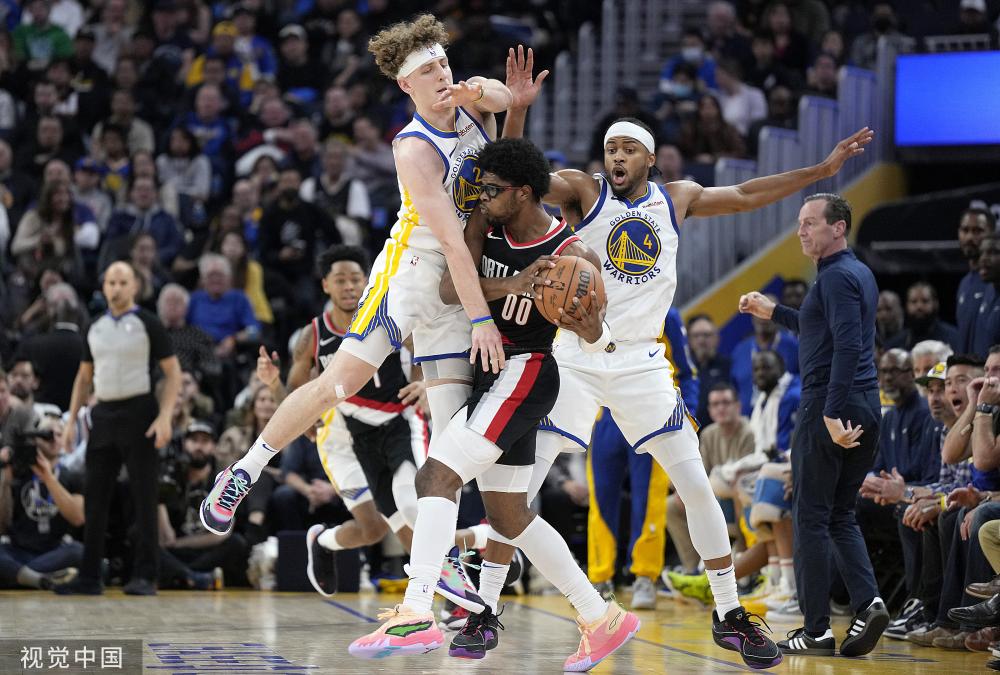 目光坚定 目光坚定