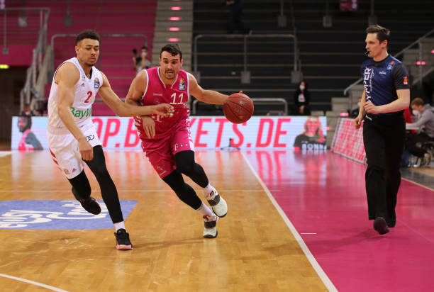 更具活力的 更具活力的