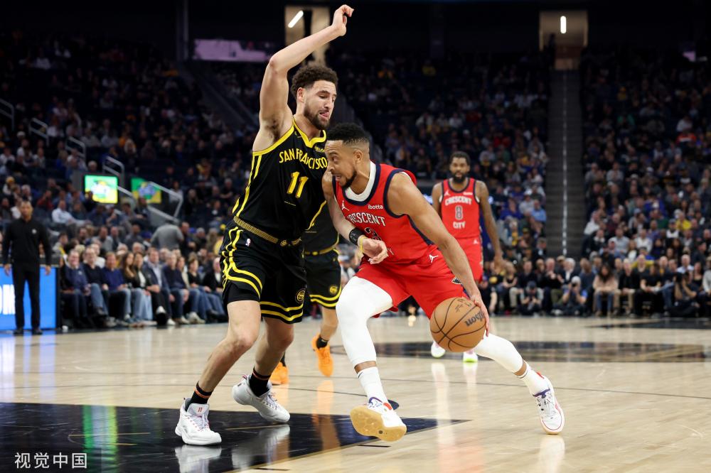 与此同时 与此同时