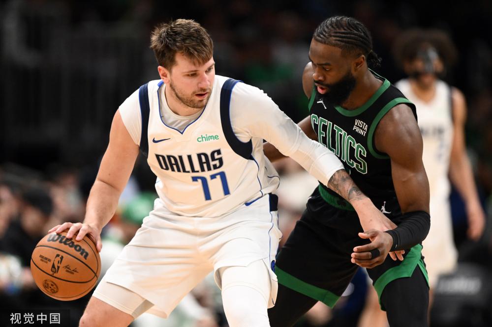 肩的还有维 肩的还有维